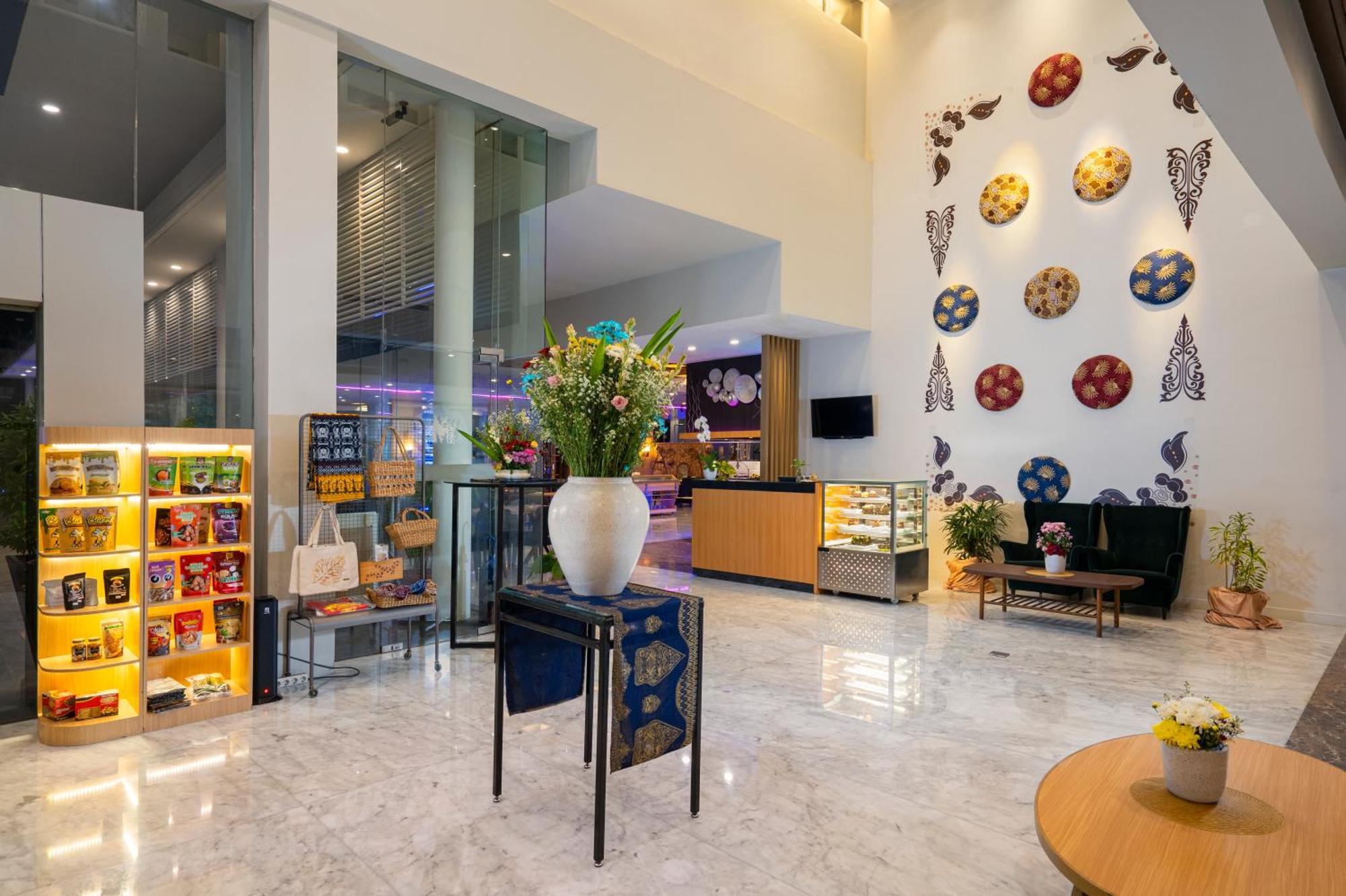 Batiqa Hotel & Apartments קארוואנג מראה חיצוני תמונה
