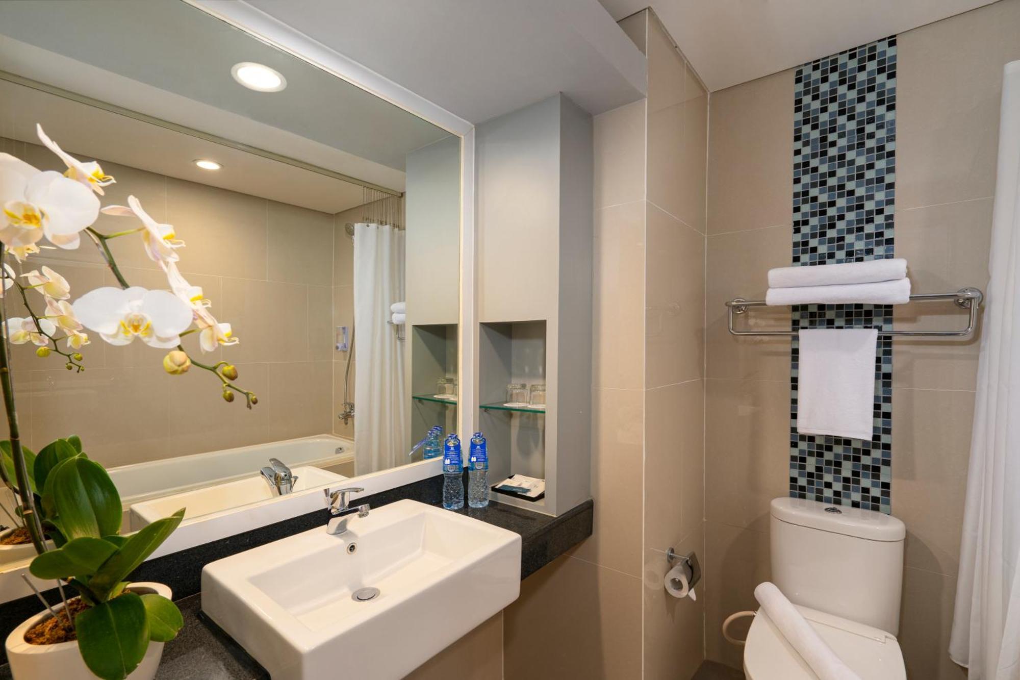 Batiqa Hotel & Apartments קארוואנג מראה חיצוני תמונה